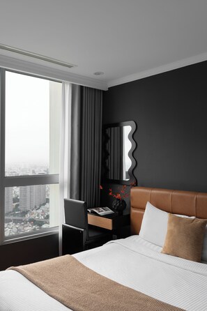 1 bedroom, desk, free WiFi, bed sheets