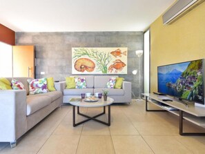TV, DVD player - Tipo 2 dormitorios by Interhome (Maspalomas)