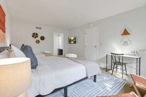 5 quartos, ferros/tábuas de passar roupa, Wi-Fi, roupa de cama