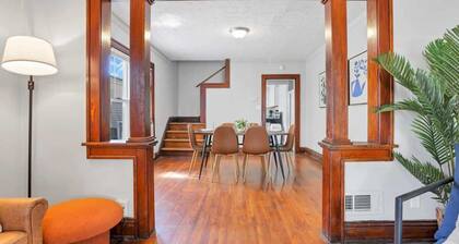 Bright Pet Friendly 3BR Home Near Children’s Hosp