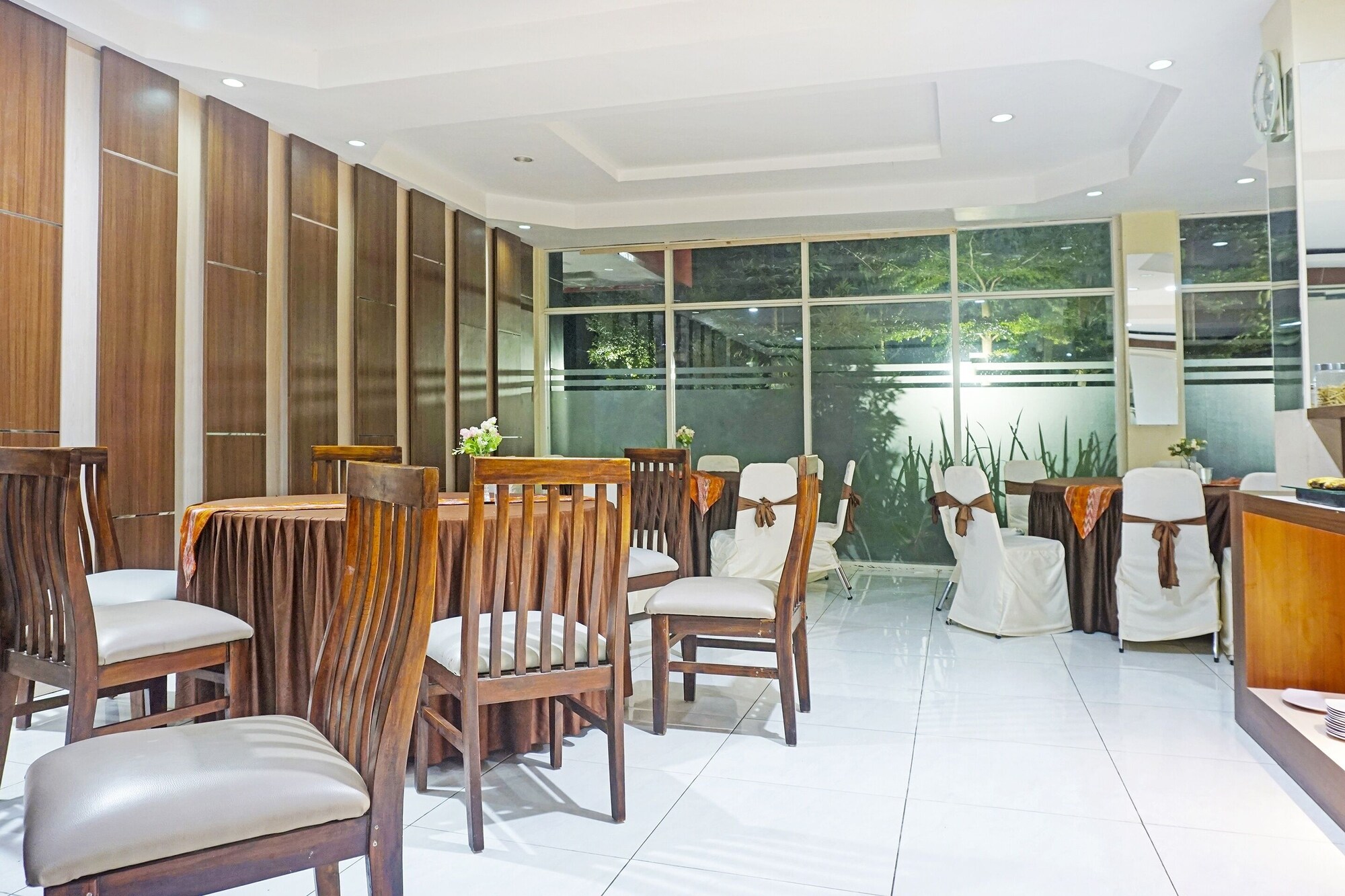 2 Star Hotels