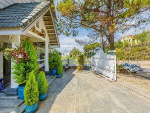 Front of property - Capital O 1207 Green Hill Villa Da Lat (Da Lat)