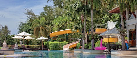 Kolam renang outdoor