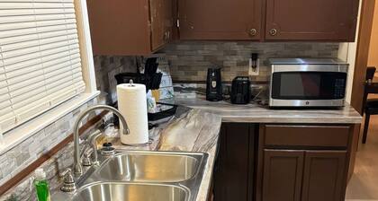 remodeled home-Montgomery,AL: Auburn, Tuskegee. Troy, and ASU -high schools