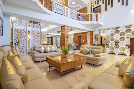 Exterior. Hotel Sejour Luxury Srinagar