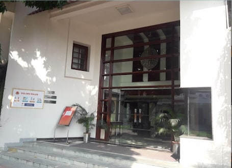 Entrada de la propiedad