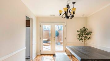 Rumah, 2 kamar tidur | Ruang makan