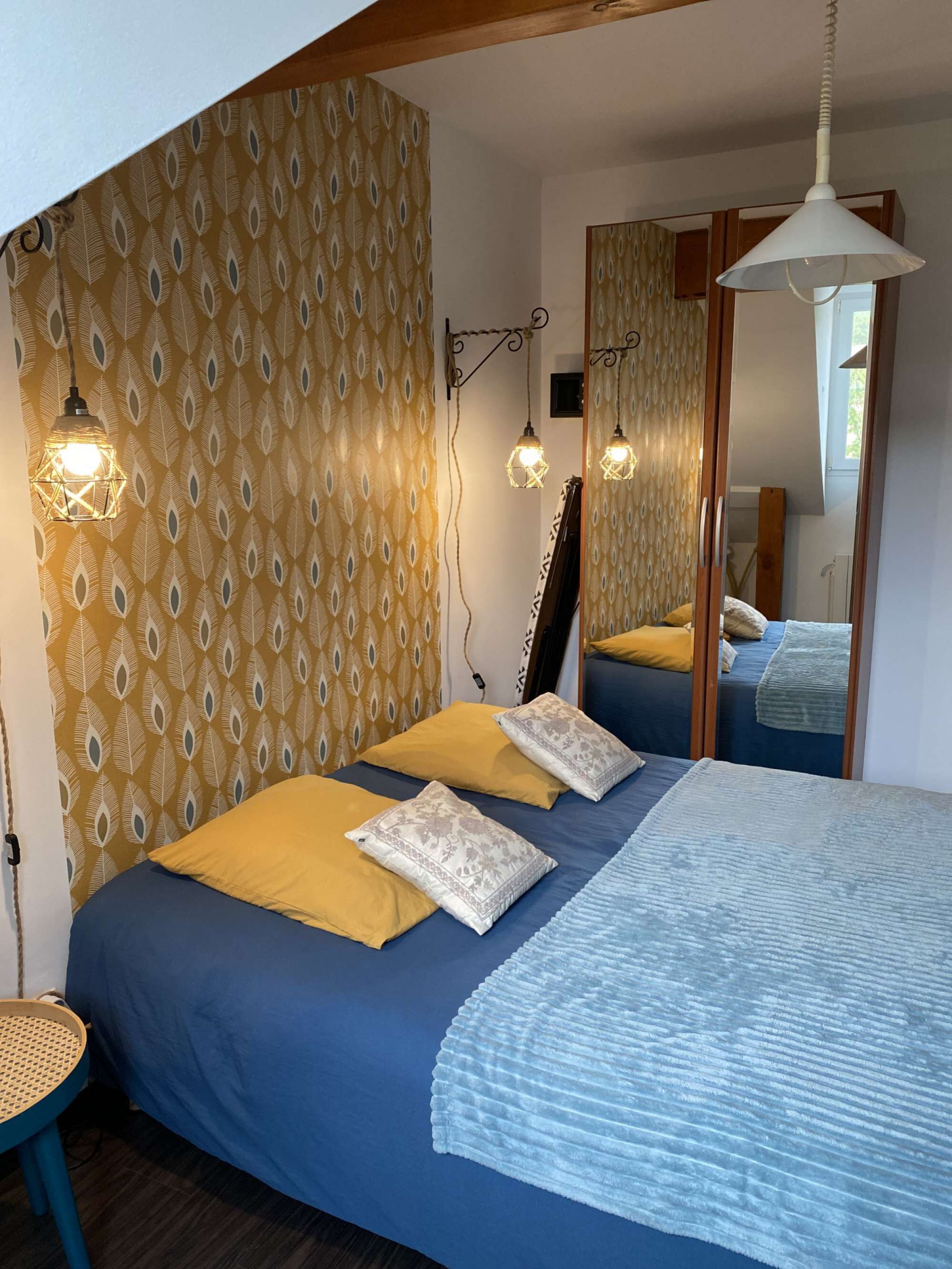 1 chambre, fer et planche à repasser, Wi-Fi, draps fournis