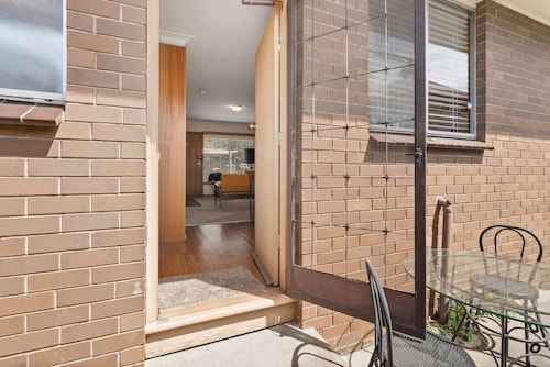 Freshly Renovated Comfort in Ballarat CBD