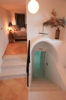 Deluxe Room | Premium bedding, memory foam beds, in-room safe, individually decorated