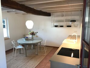 Fridge, microwave, oven, stovetop - Eichhaus Eifel (Rheinbach)