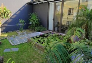 Exterior - Sumitomo 11 APT - Alley 39 Linh lang (Hanoi)