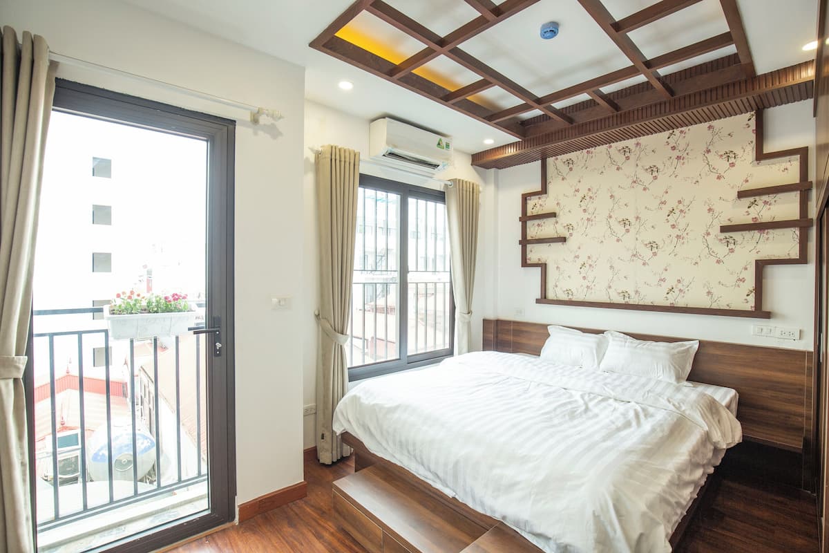 1 bedroom, premium bedding, individually decorated