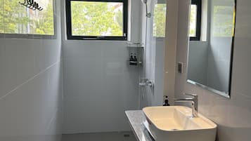 Exclusive Room | Bilik Mandi | Pancuran mandi, kelengkapan dandanan diri percuma, bidet