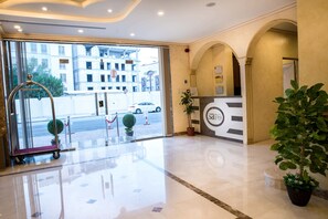 Apartamento luxo | Vista para a rua