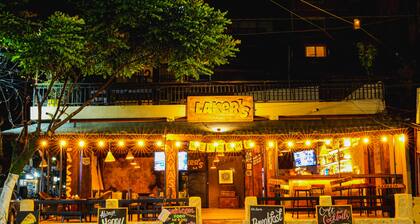 Lakers Bed and Breakfast