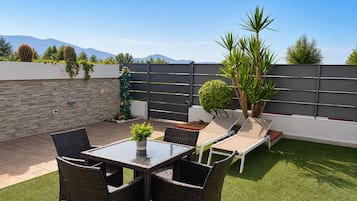 Deluxe-Suite, Meerblick | Terrasse/Patio