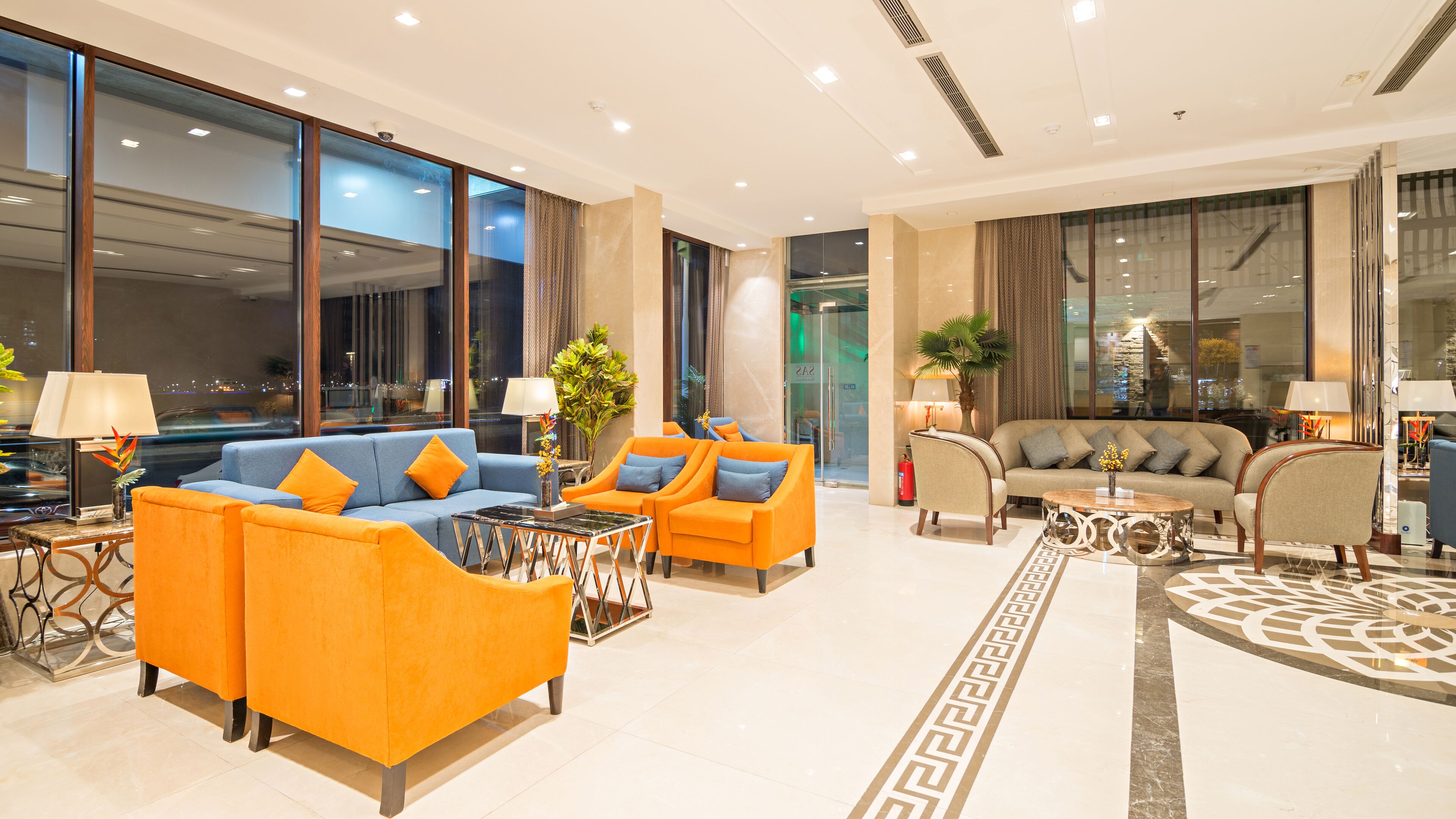 Foto - Jiwar Almasi Hotel