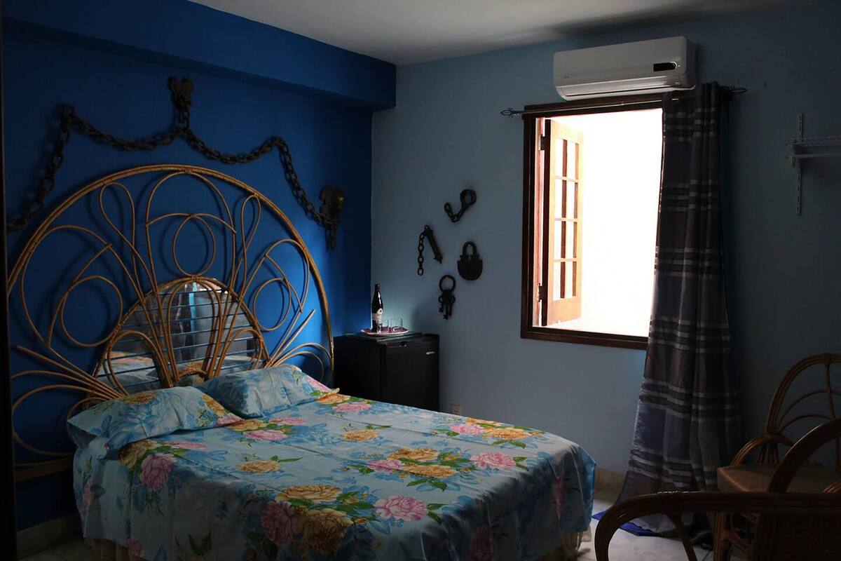 Kahden hengen perhehuone | Minibaari, yksilöllisesti sisustettu, yksilöllisesti kalustettu