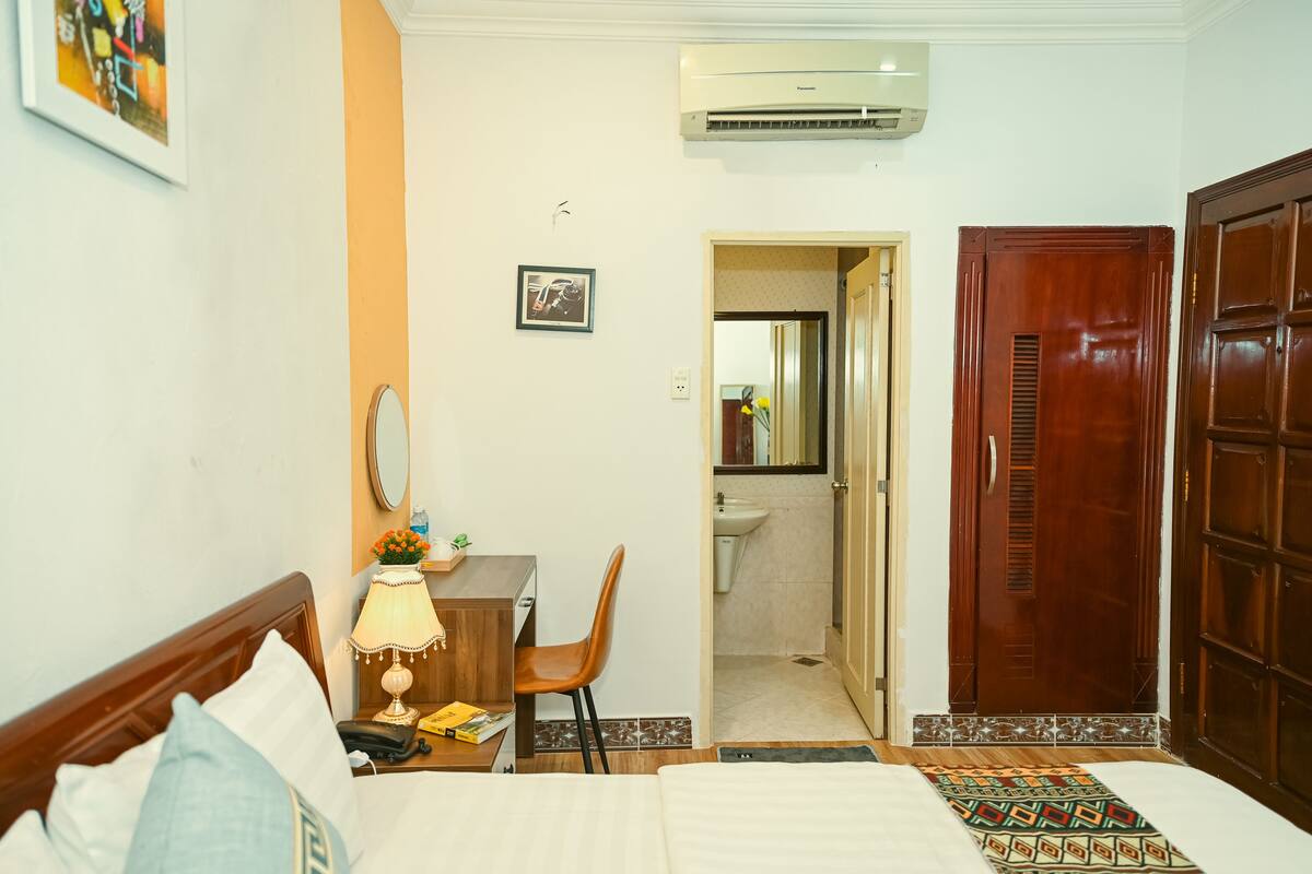 Basic Double Room