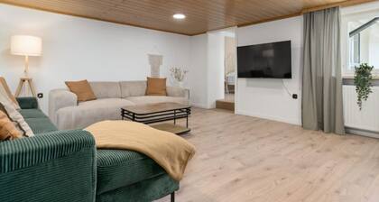 Gemütliches Ferienhaus Zur Alten Burg/Familientreffen/Edersee
