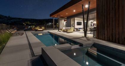 Canyon Ridge by Fieldtrip | Modern Indoor/Outdoor Oasis w Views
