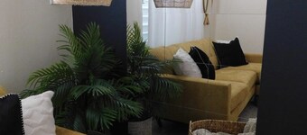 Modern Casita in Gated Community- 8 min SJ Airport+ 11 min. Isla Verde