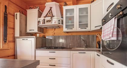 Log Cabin Native