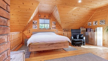 1 bedroom, laptop workspace, free WiFi, bed sheets