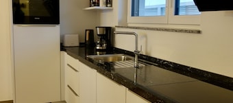 Schöne 2 Zimmer Ferienwohnung mit 70 m² in Kressbronn in Guter Lage