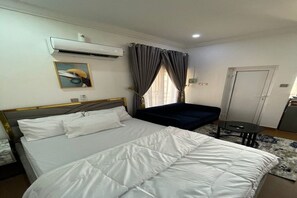 1 chambre, fer et planche à repasser, Wi-Fi