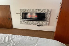 1 chambre, fer et planche à repasser, Wi-Fi