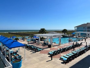 A heated pool - Brand New Custom Beach House (Galveston)