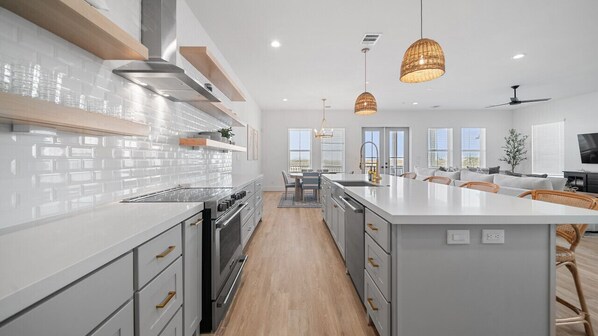 Fridge, microwave, oven, stovetop - Brand New Custom Beach House (Galveston)
