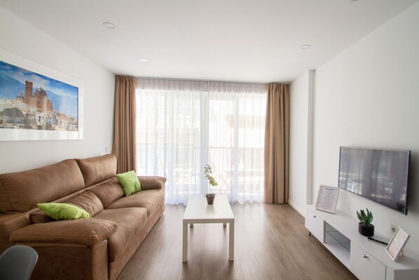 Apartment, 1 Bedroom | Living area - Apartamentos Estemar (Benidorm)