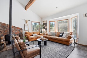 Smart TV, fireplace, video games, DVD player