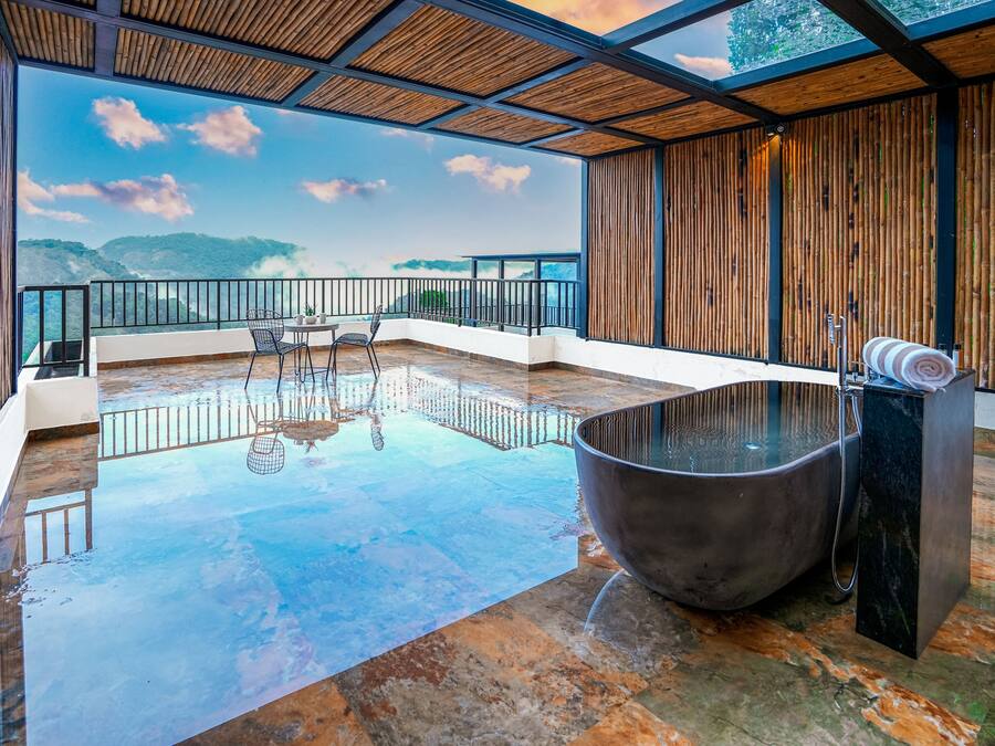 Casa de campo premium | Banheiro | Banheira e chuveiro separados, secador de cabelo, roupões de banho