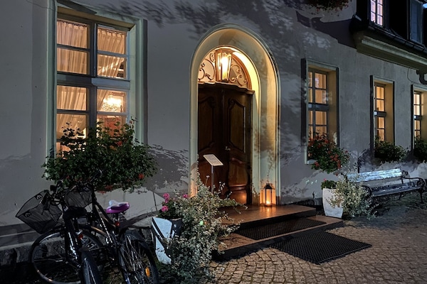 Fachada de la propiedad