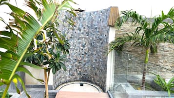Family Villa, Multiple Beds | Free WiFi, bed sheets