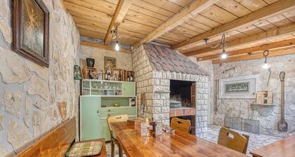 Coastal Paradise Villa With Pool