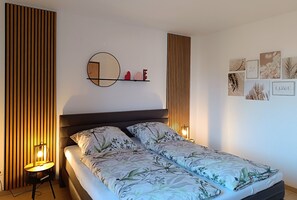 2 bedrooms, travel cot, free WiFi - Traumhafte Barrierefreie Wohnung mit Sauna und Terrasse (Göhren-Lebbin)
