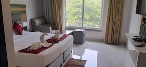 Quarto superluxo | 1 quarto, escrivaninha, quartos à prova de som, Wi-Fi de cortesia