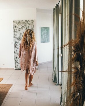 Interior - Mango SF : Bienvenue Chez Vous ! (Saint-François)