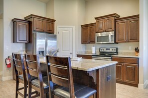 House (5 Bedrooms) | Interior - Hurricane Getaway w/ Private Pool, Mtn Views! (Hurricane)