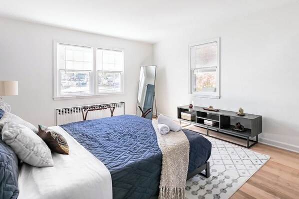 3 bedrooms, iron/ironing board, travel cot, WiFi