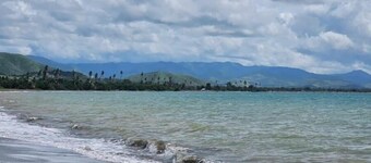 Salinas Blue House 2 in the Beach, Private Pool