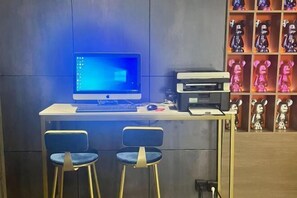 ศูนย์ธุรกิจ