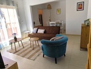 Smart TV - Townhouse Near the Beach (Santa pola)