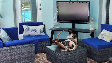 TV