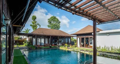 Shankara Munduk Bali